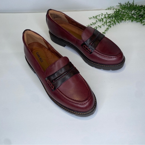 Cobb Hill Janney Red Leather Slip On Classic Loafers NWOT Size 7.5M - Picture 1 of 9